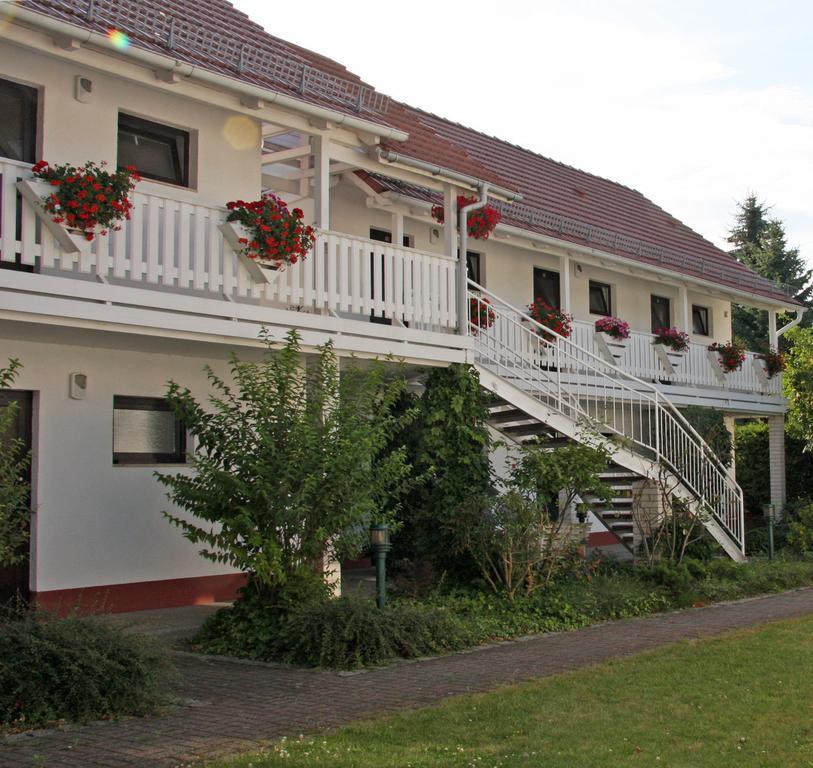 Pension Geranienhof Stahnsdorf Exterior photo